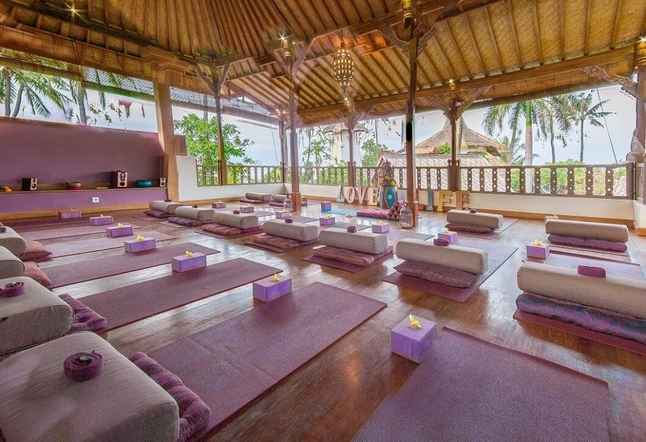 Yoga Amed