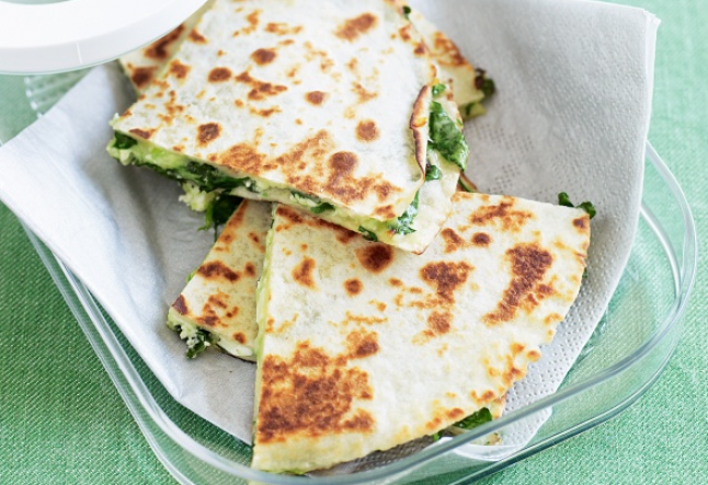 spinach, goat cheese & chili quesadilla