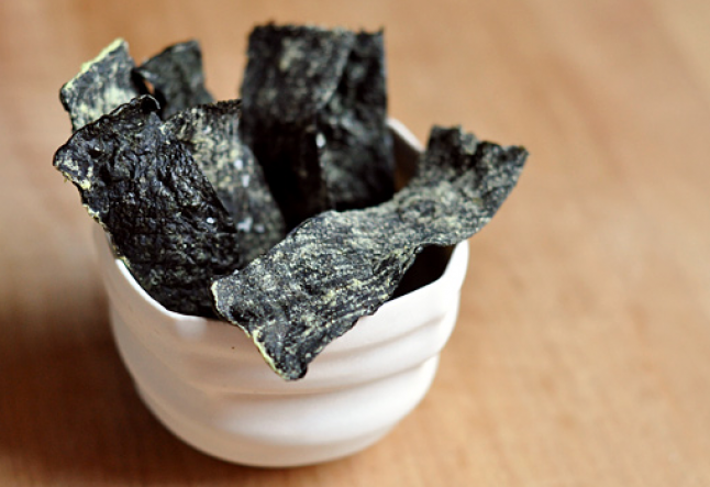 raw nori snack