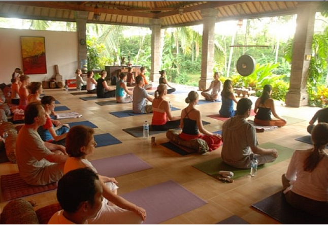 yoga retreats in Bali