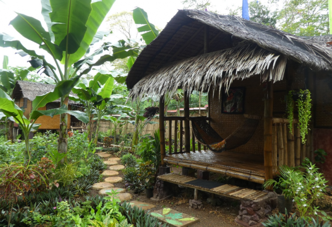 bahay kalipay raw food & yoga retreat house