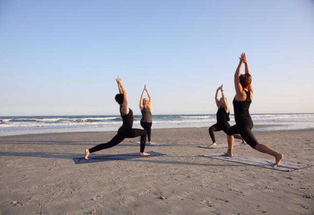 why attending a yoga retreat is better than a traditional vacation?