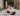 femme assiste par terre emotions sentiments v apaiser calmer le mental Comment calmer son mental