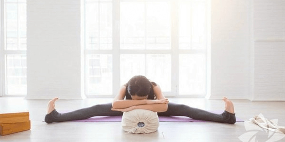 how to use yoga props Wide-angle seated forward bend yoga block exercises
how to use yoga blocks
yoga blocks use straps
yoga block stretches
restorative yoga props
restorative yoga poses with props
yoga exercises
