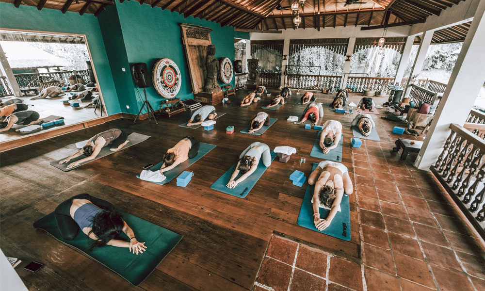 yoga class at the Tugu hotel in canggu bali