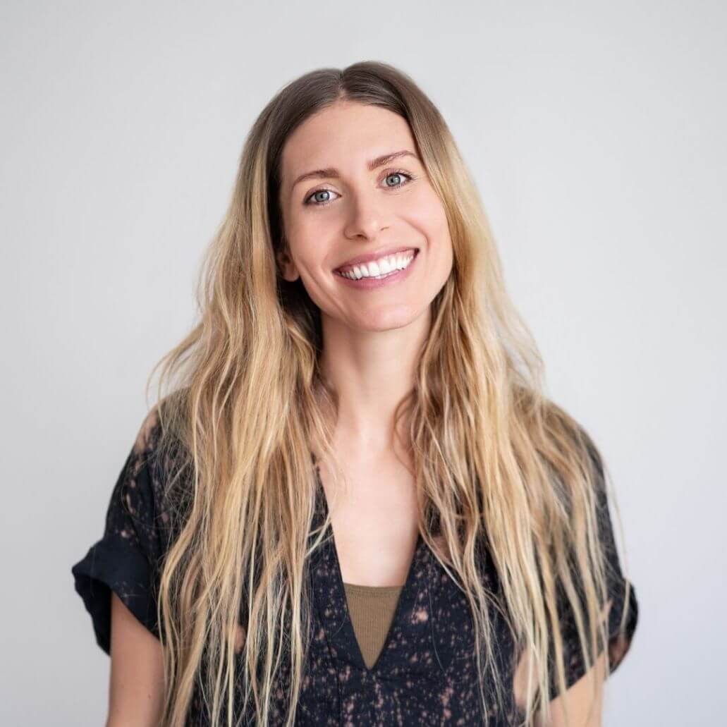 best online yoga teacher training Jess Rose Wisdom Movement