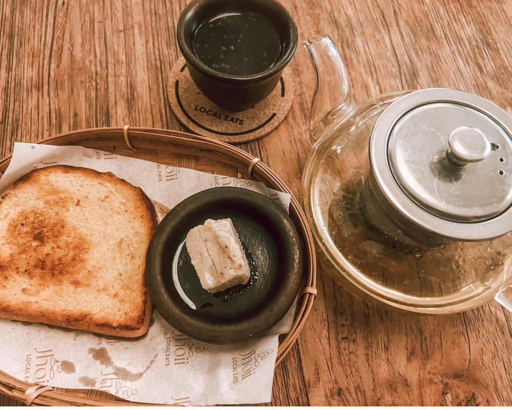 gluten free bread and cashew vegan cheese in Sanur