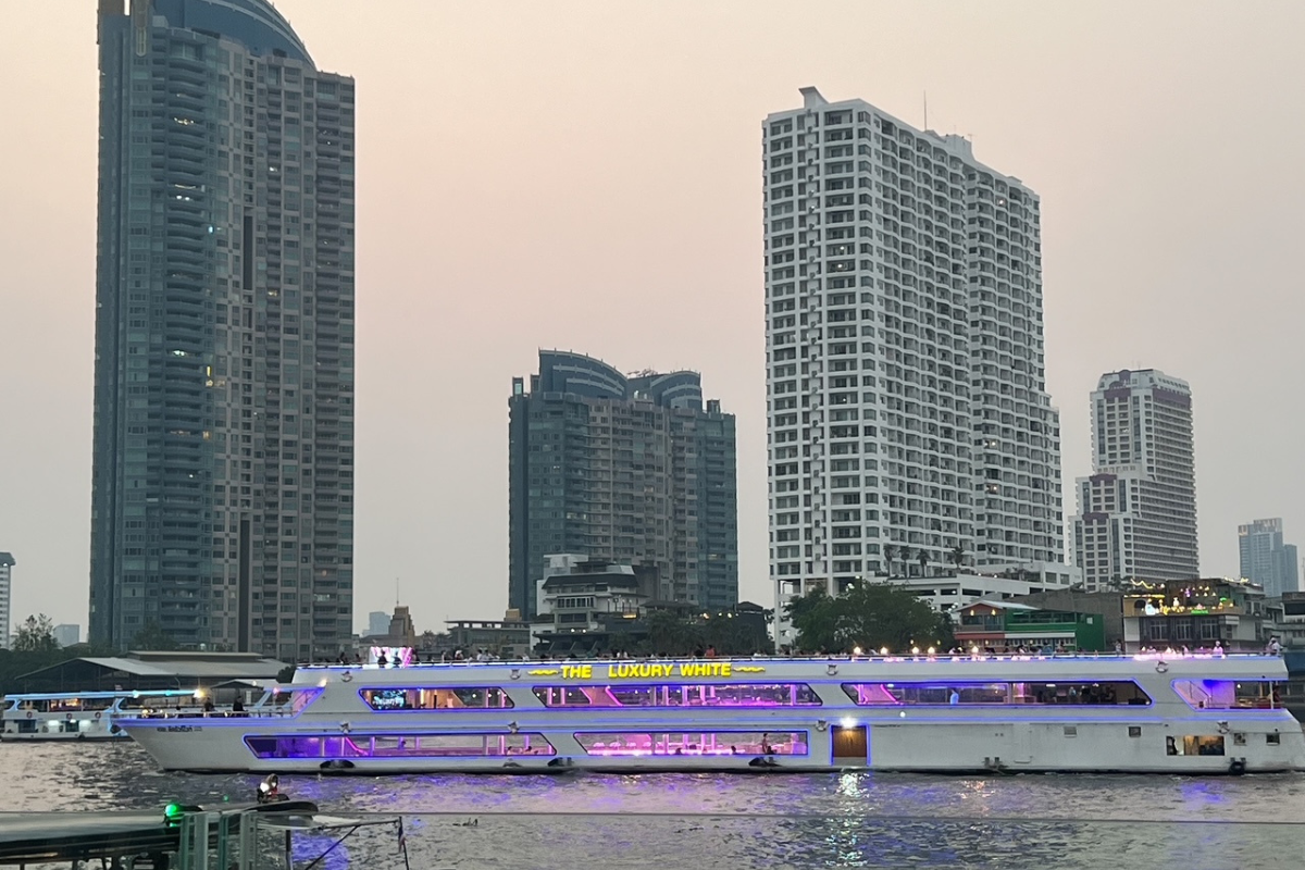 The Salil Hotel Riverside – a few quiet days by the River in Bangkok