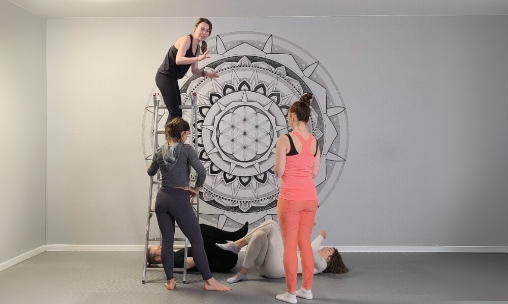 4 person Yoga poses
