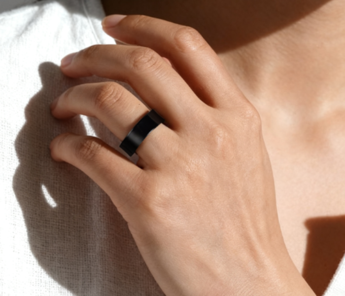 chiroring on hand of a woman